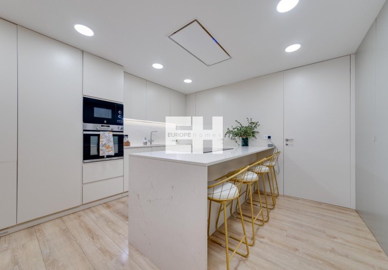 Wiederverkauf - Wohnung - Torrevieja - Playa del Cura