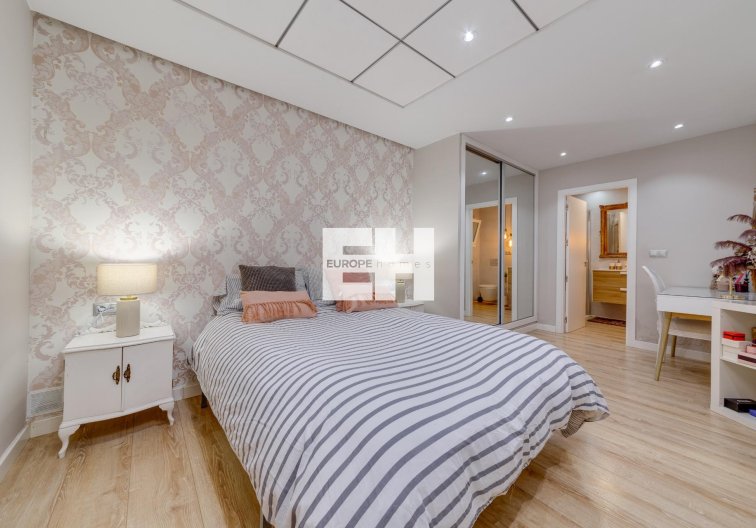Wiederverkauf - Wohnung - Torrevieja - Playa del Cura