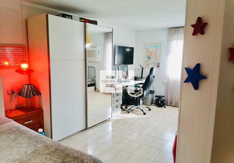 Wiederverkauf - Duplex - Torrevieja - Acequion