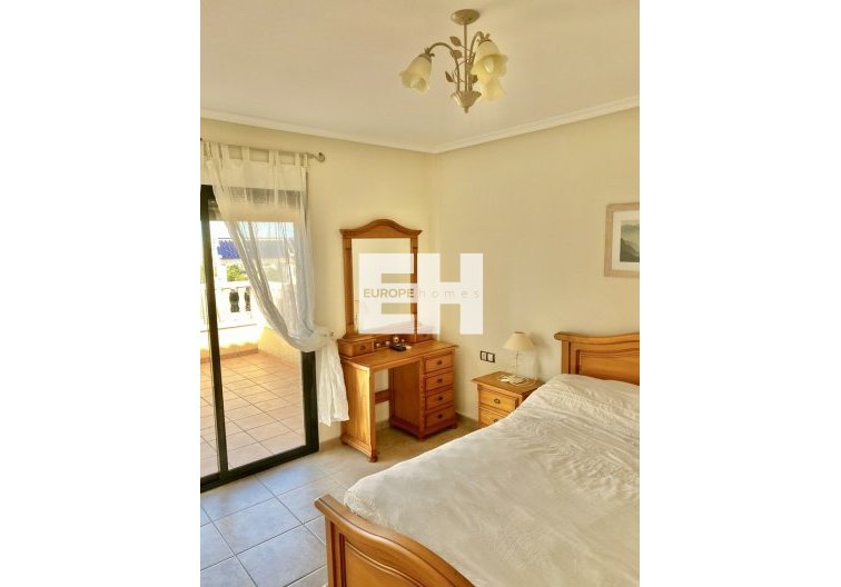 Herverkoop - Semi Detached - Villamartin