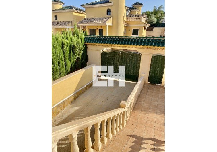 Herverkoop - Semi Detached - Villamartin
