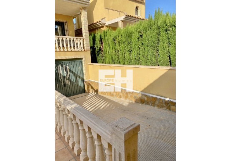 Herverkoop - Semi Detached - Villamartin