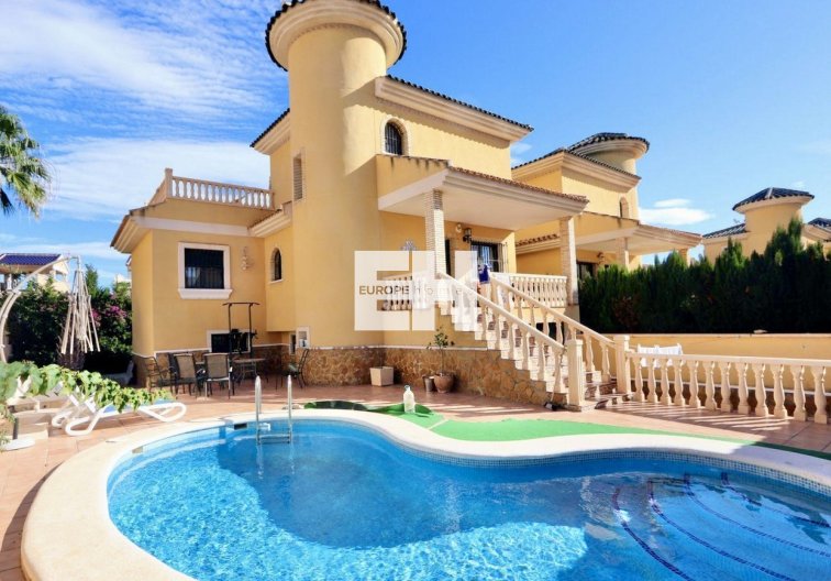 Herverkoop - Semi Detached - Villamartin