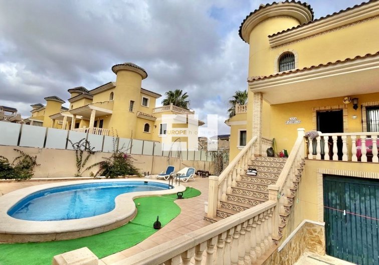 Herverkoop - Semi Detached - Villamartin