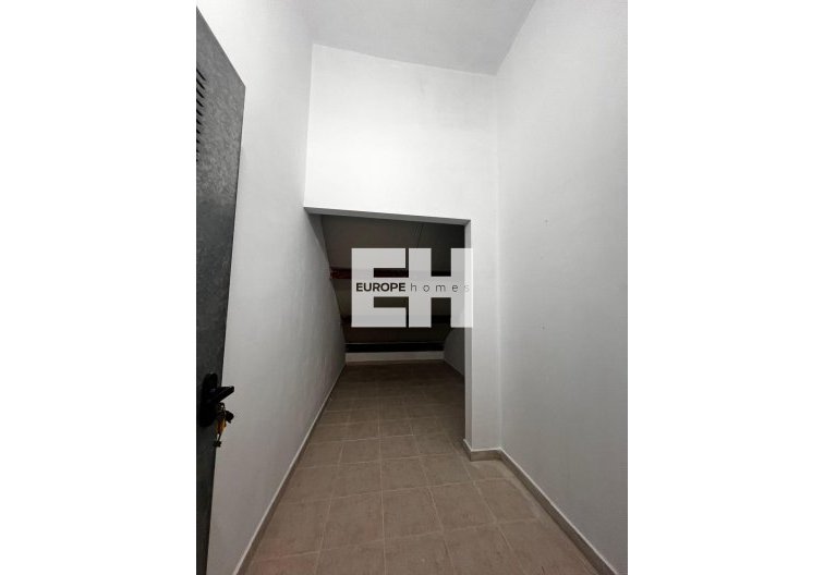 Wiederverkauf - Wohnung - Torrevieja - Centro - Muelle Pesquero