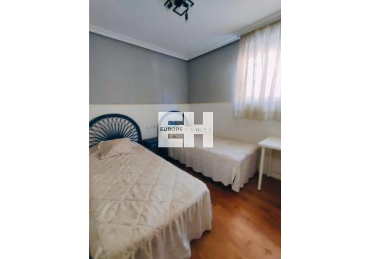 Herverkoop - villa - Torrevieja - Aguas Nuevas