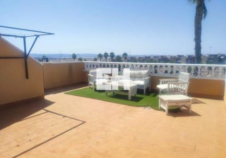 Herverkoop - villa - Torrevieja - Aguas Nuevas