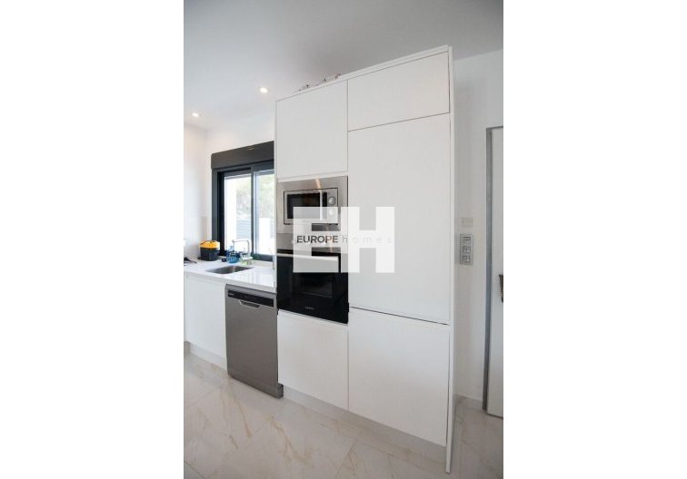 Resale - villa - Pinar de Campoverde - LOS ROMEROS