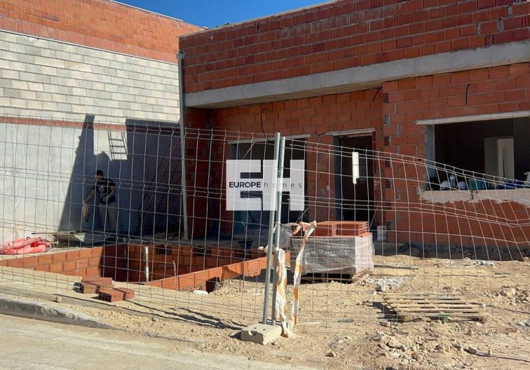 Resale - villa - Pinar de Campoverde - LOS ROMEROS