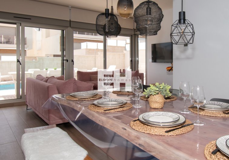 Revente - villa - Orihuela Costa - Costa Blanca