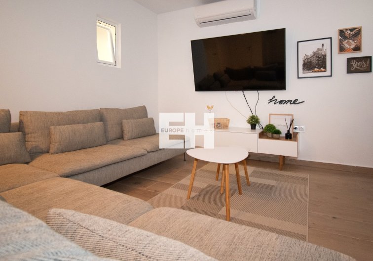 Revente - villa - Orihuela Costa - Costa Blanca