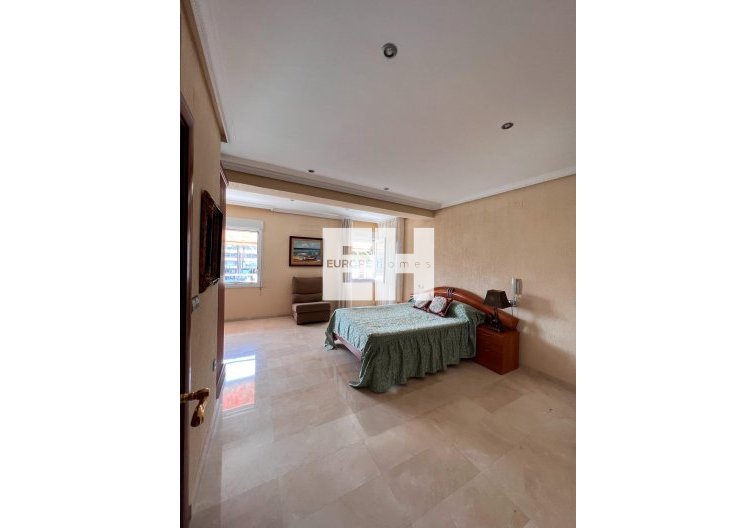 Resale - Duplex - Torrevieja
