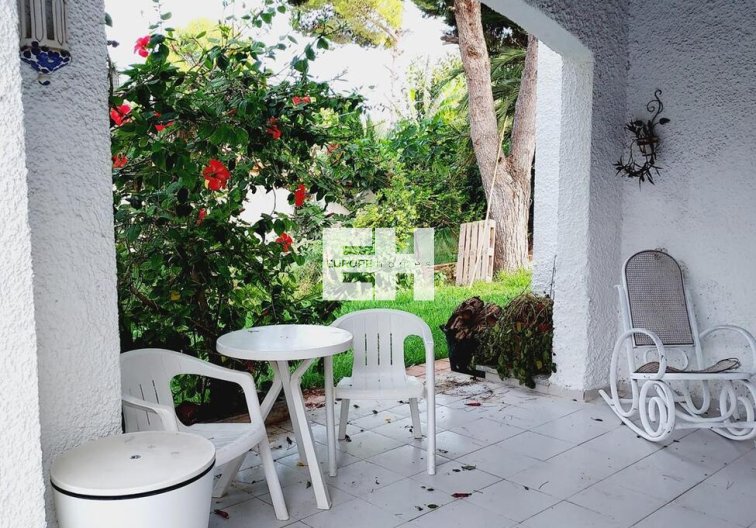 Revente - villa - Orihuela Costa - Punta Prima