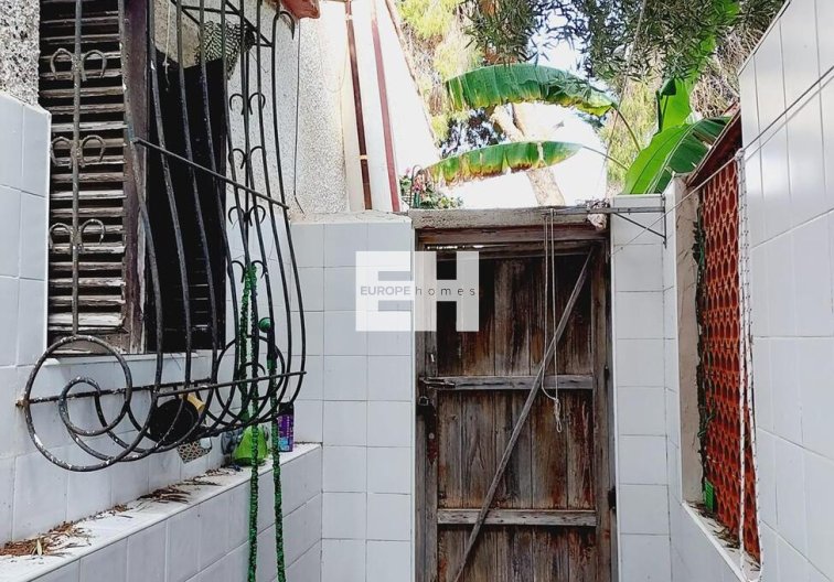 Revente - villa - Orihuela Costa - Punta Prima
