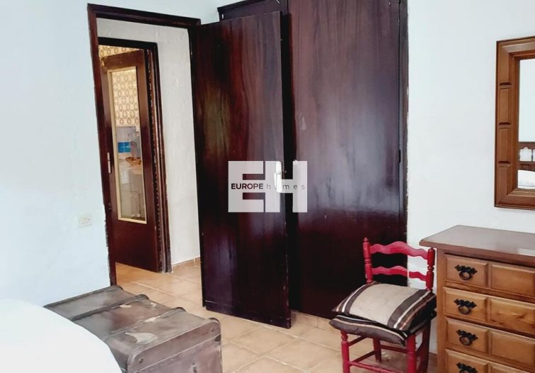 Revente - villa - Orihuela Costa - Punta Prima