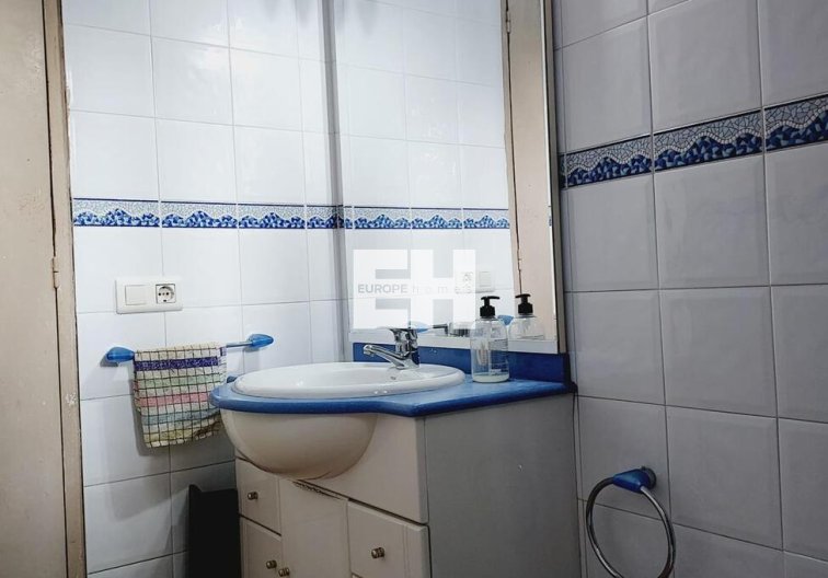Revente - villa - Orihuela Costa - Punta Prima