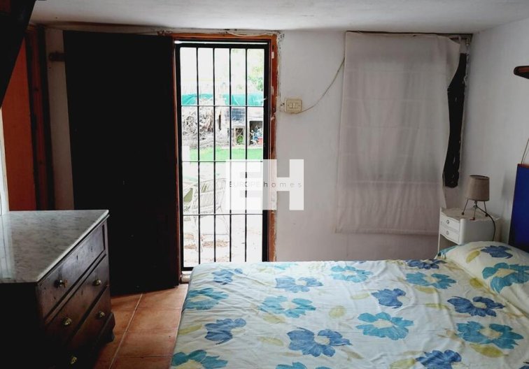 Revente - villa - Orihuela Costa - Punta Prima