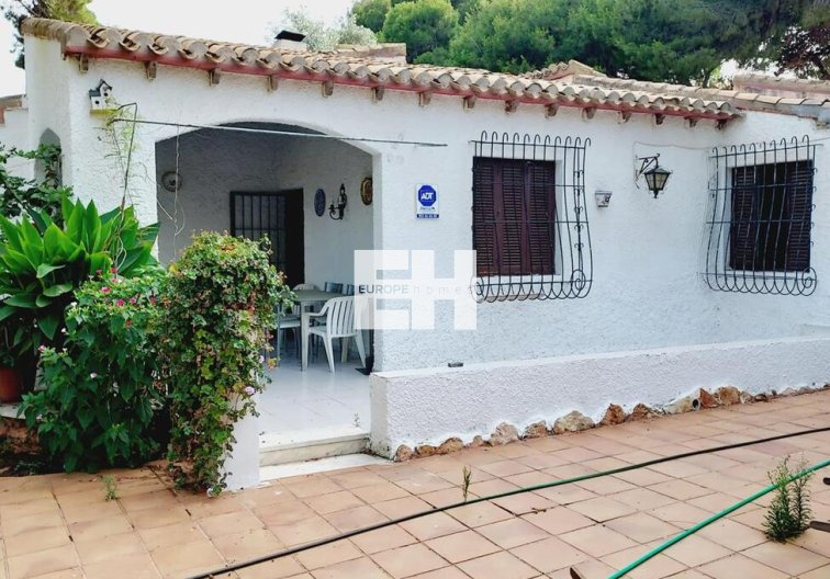 Revente - villa - Orihuela Costa - Punta Prima