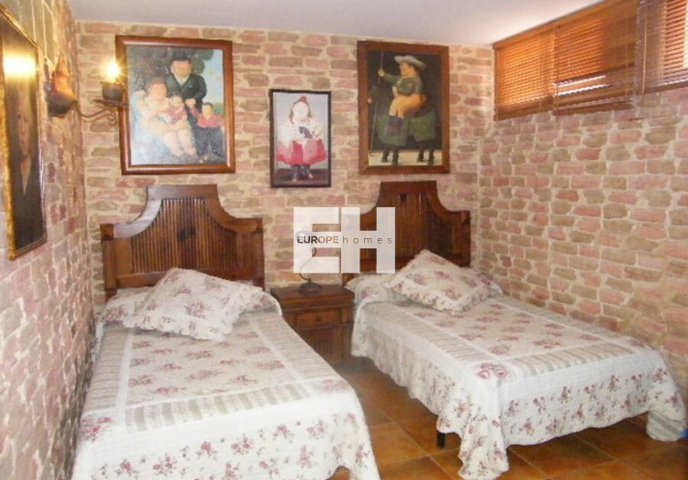 Wiederverkauf - town house - Daya Nueva - Costa Blanca