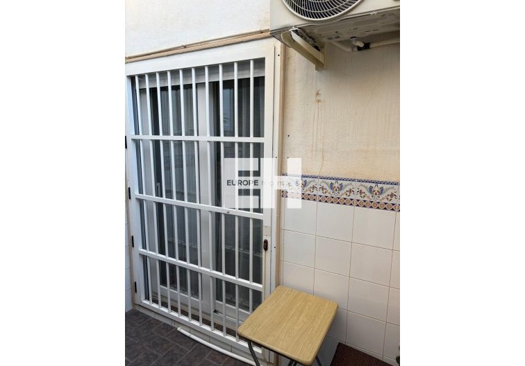 Wiederverkauf - Wohnung - Torrevieja - Centro