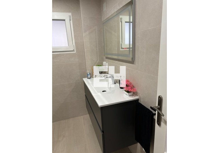 Wiederverkauf - Wohnung - Torrevieja - Centro