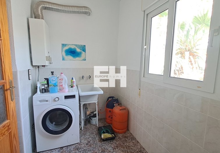 Segunda mano - villa - Villamartin - Costa Blanca