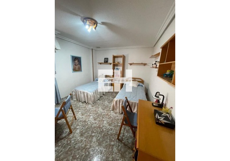 Wiederverkauf - Wohnung - Torrevieja - Centro