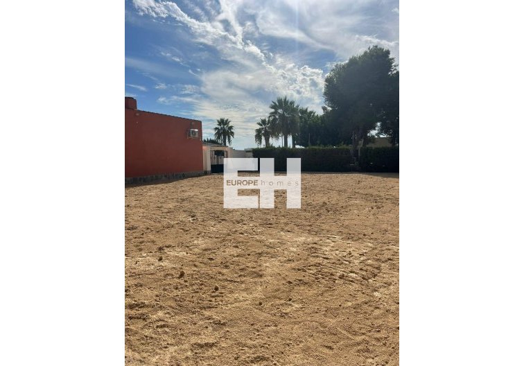 Resale - villa - Almoradí