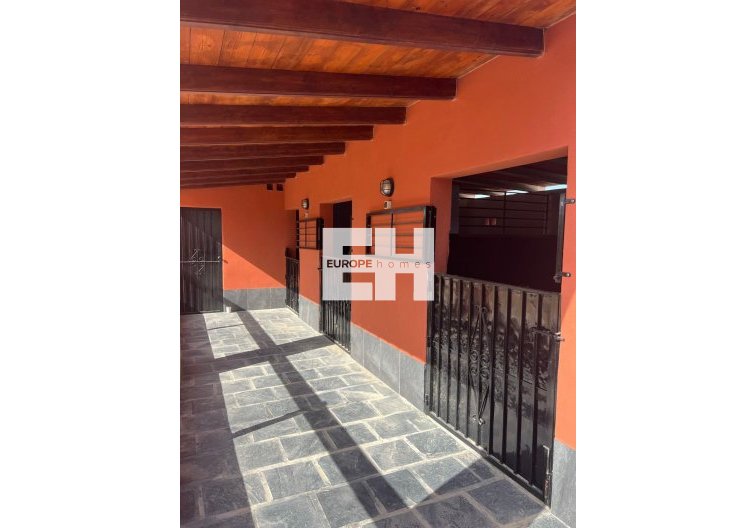 Resale - villa - Almoradí