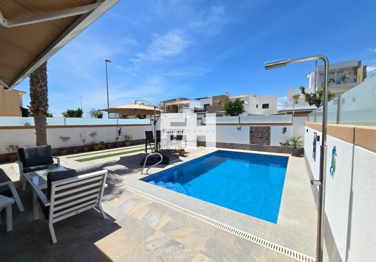 Revente - villa - Pilar de la Horadada - Costa Blanca