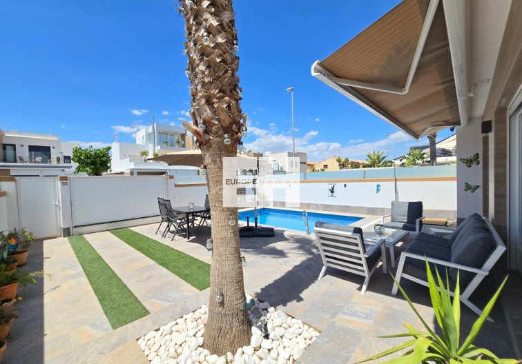 Revente - villa - Pilar de la Horadada - Costa Blanca