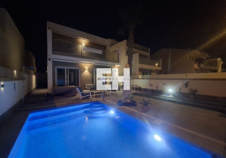 Revente - villa - Pilar de la Horadada - Costa Blanca
