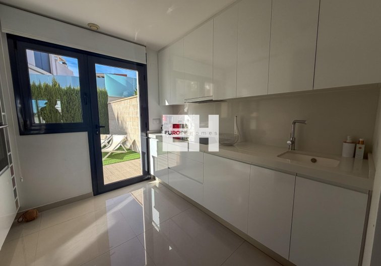 Revente - villa - San Miguel de Salinas - Bellavista