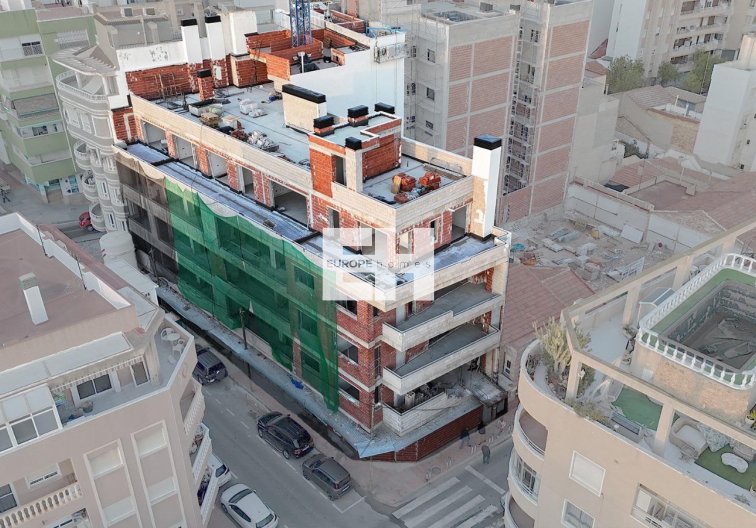 Resale - Apartment - Torrevieja - Paseo Maritimo