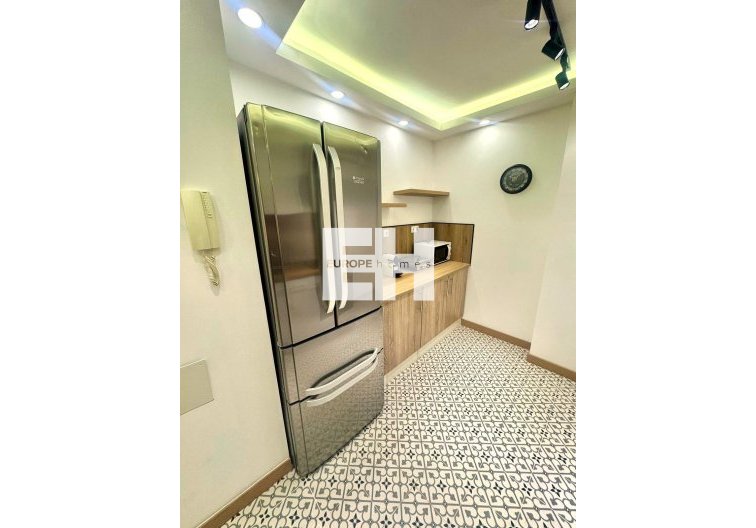 Segunda mano - Apartamento  - Torrevieja - Centro - Muelle Pesquero