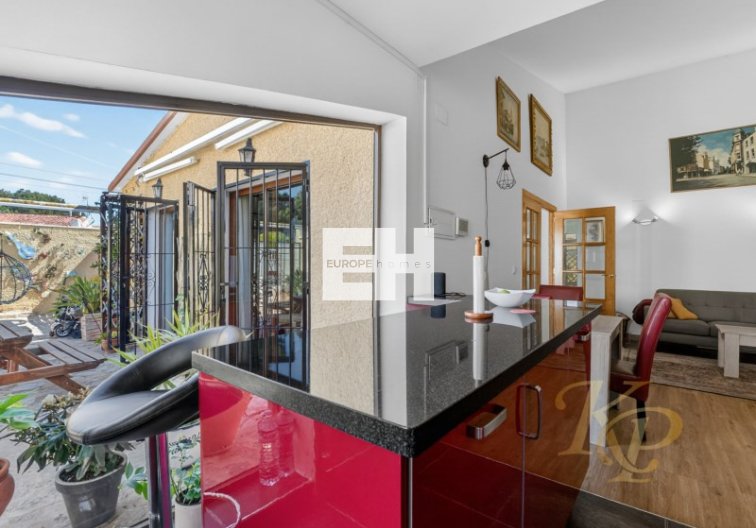 Herverkoop - villa - Torrevieja - Costa Blanca