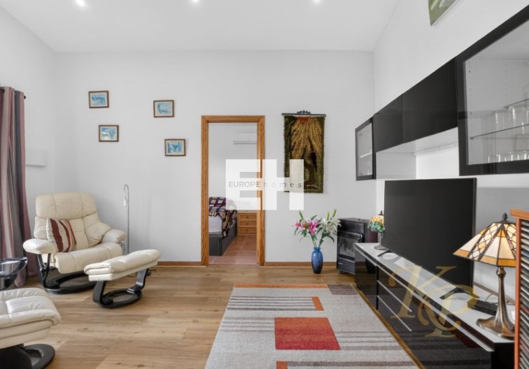 Herverkoop - villa - Torrevieja - Costa Blanca