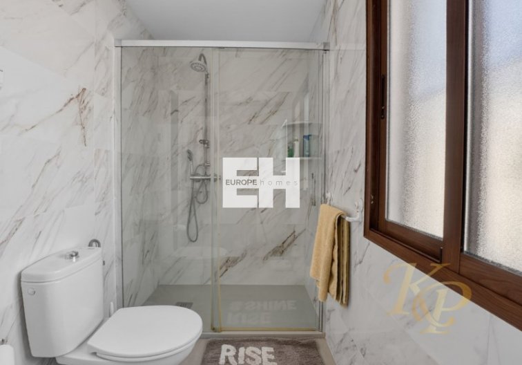 Herverkoop - villa - Torrevieja - Costa Blanca