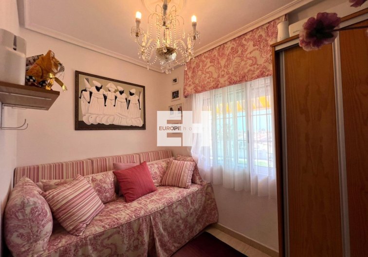 Revente - Bungalow - Torrevieja - Aguas Nuevas