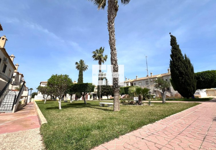 Revente - Bungalow - Torrevieja - Aguas Nuevas