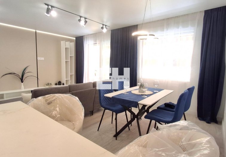 Segunda mano - Apartamento  - Torrevieja - Acequion