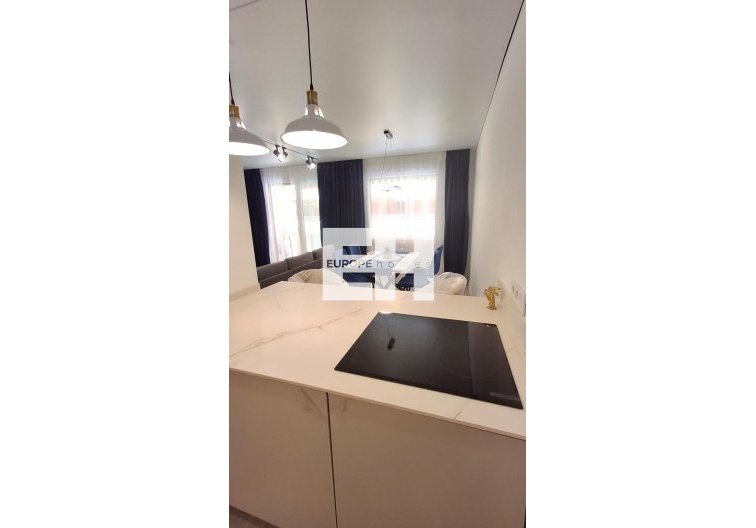 Segunda mano - Apartamento  - Torrevieja - Acequion