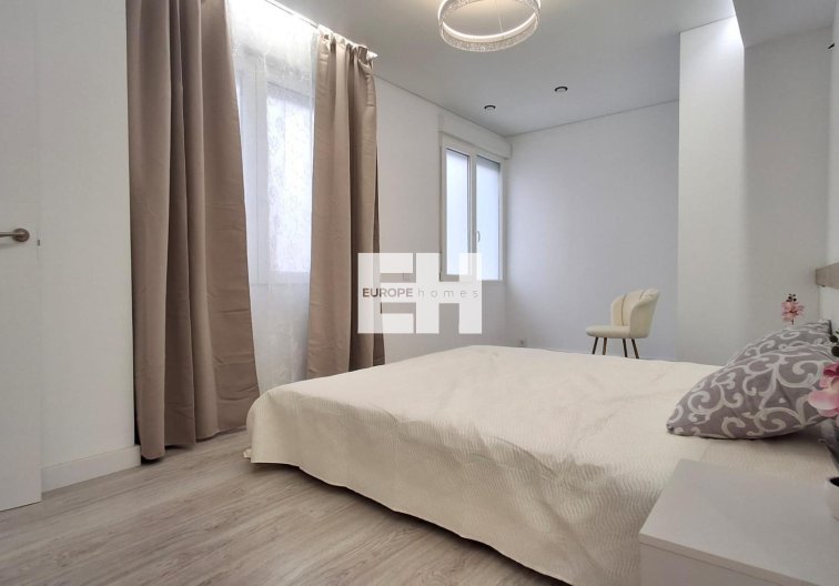 Segunda mano - Apartamento  - Torrevieja - Acequion
