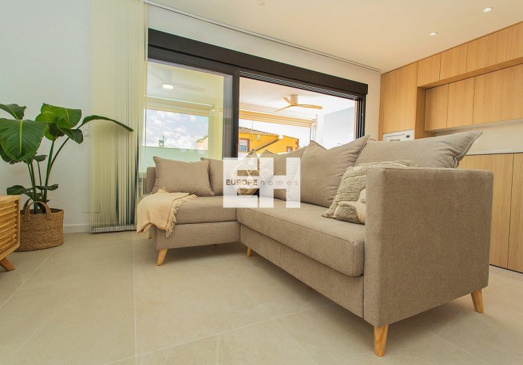 Resale - town house - Torrevieja - La Siesta