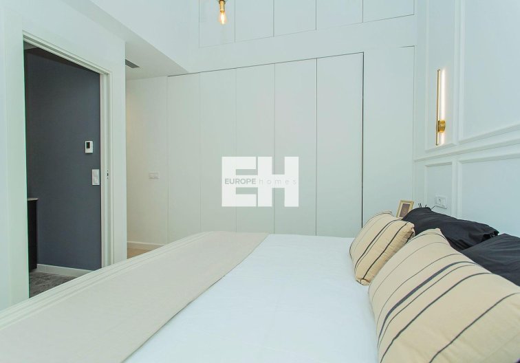 Resale - town house - Torrevieja - La Siesta