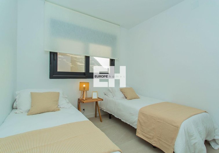 Resale - town house - Torrevieja - La Siesta