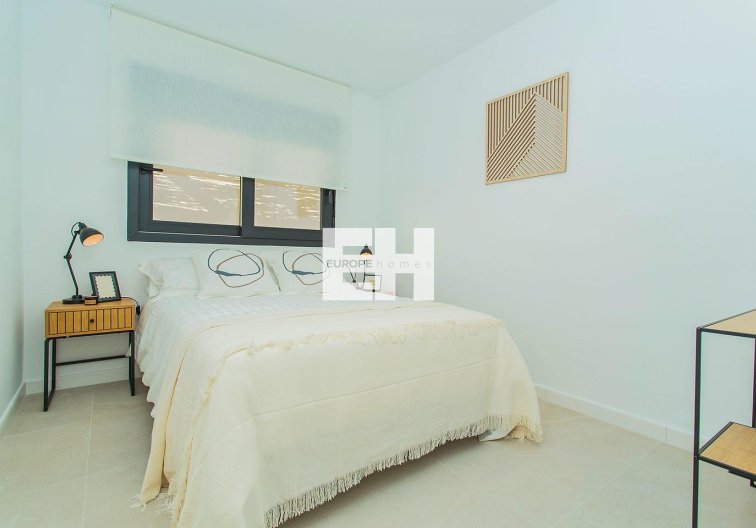 Resale - town house - Torrevieja - La Siesta