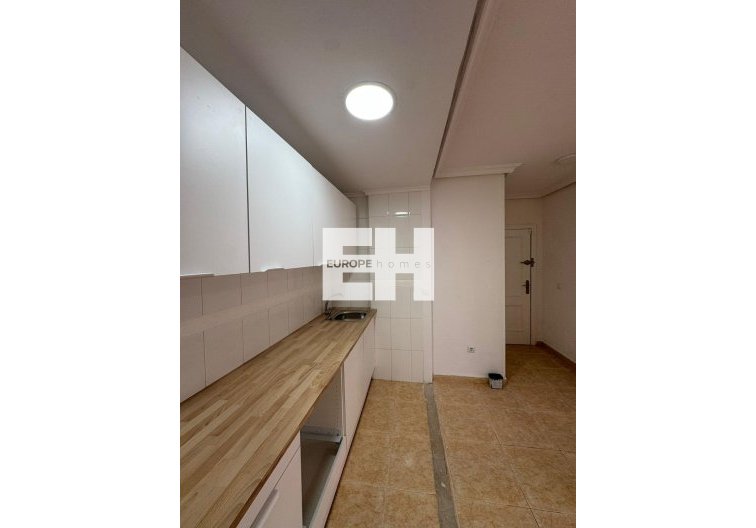 Revente - Appartement - Torrevieja - Centro