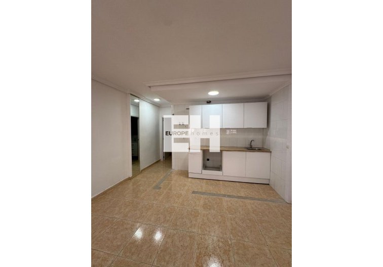 Revente - Appartement - Torrevieja - Centro