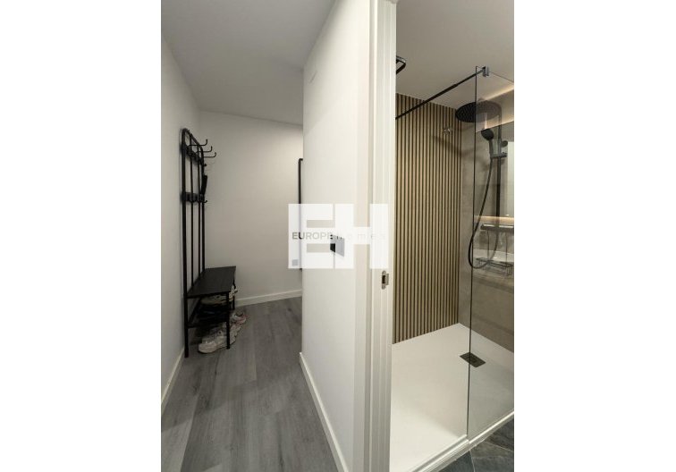Wiederverkauf - Wohnung - Torrevieja - Centro